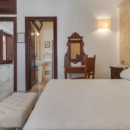 Le Lantane - Luxury 住宿加早餐酒店 阿莱萨诺