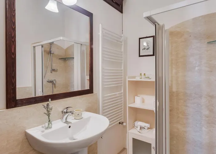 Le Lantane - Luxury Bed & Breakfast 3*
